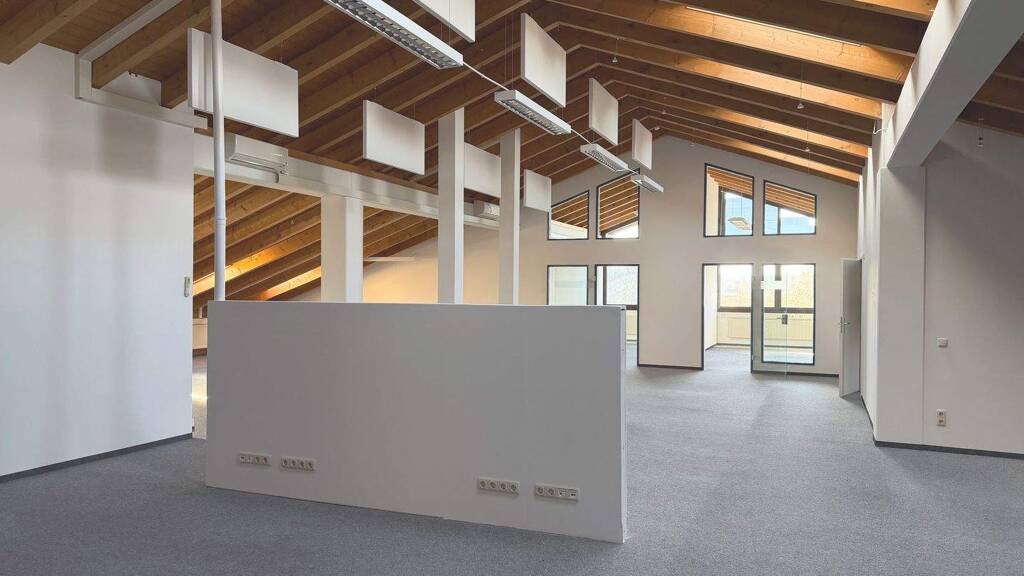 Büro zur Miete 3.281 € 386 m² Bürofläche Oberhaching 82041