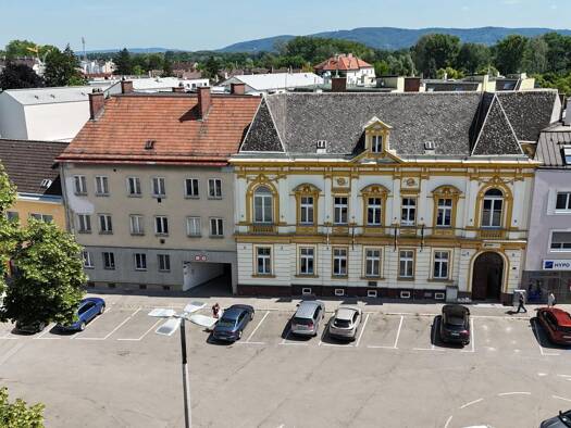 Sonstiges zum Kauf als Kapitalanlage geeignet 2.379.000 € 818 m² 543 m² Grundstück Rathausplatz 14 Stockerau 2000