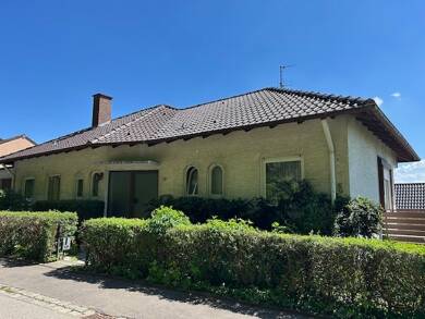 Bungalow zum Kauf 439.000 € 6 Zimmer 140 m² 704 m² Grundstück Oberelchingen Elchingen / Oberelchingen 89275