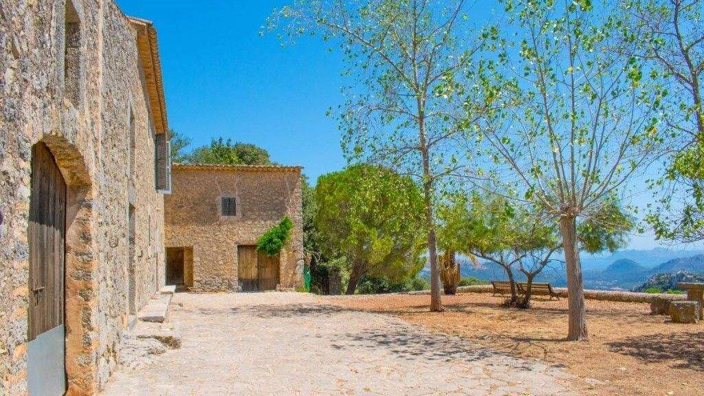 Bauernhaus zum Kauf 8.500.000 € 7 Zimmer 2.500.000 m² Grundstück Pollen?a 07460