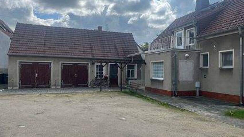 Einfamilienhaus zum Kauf 105.000 € 4 Zimmer 111 m² 2.310 m² Grundstück Tröbitz 03253