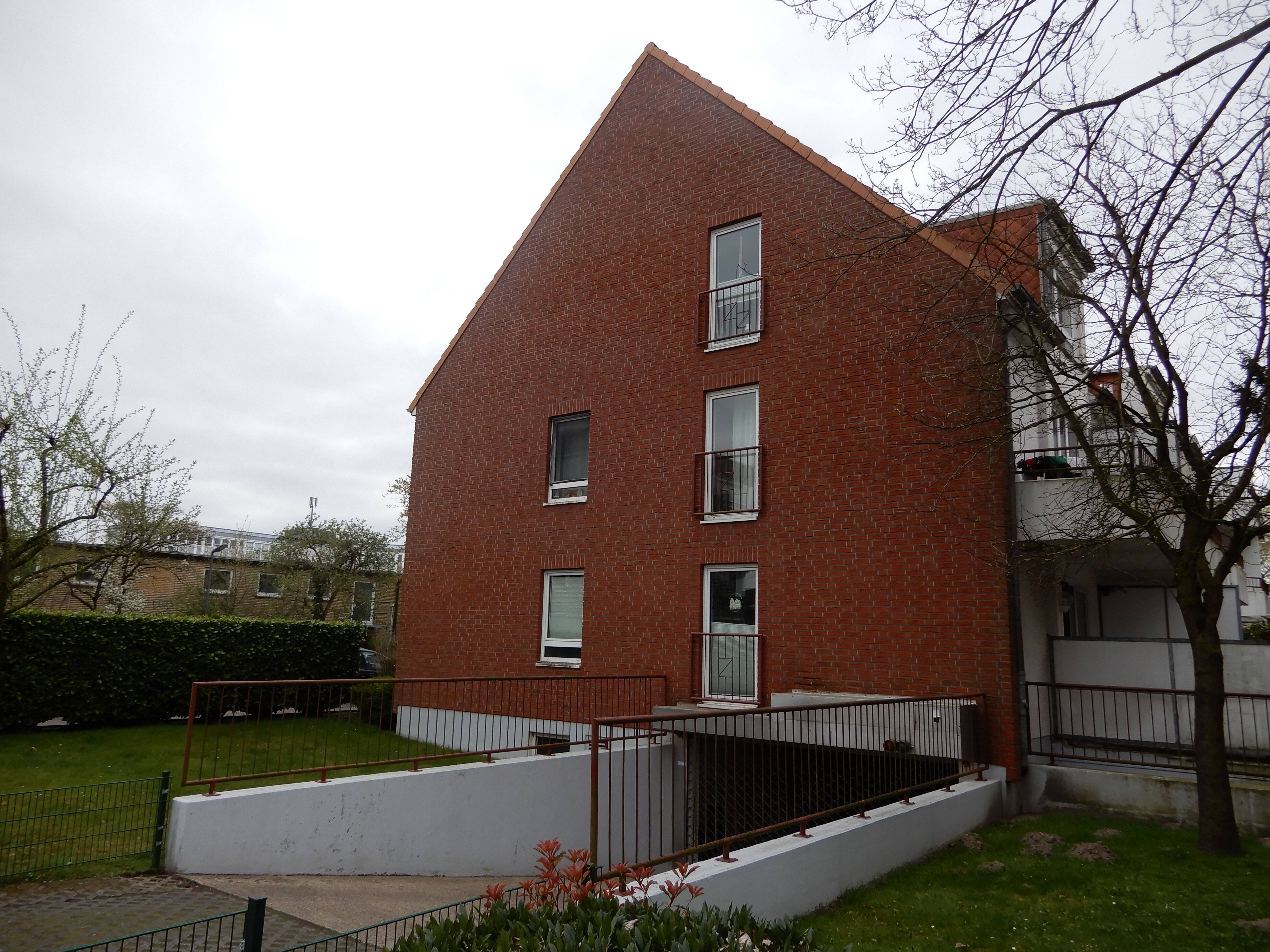 Property thumbnail 2