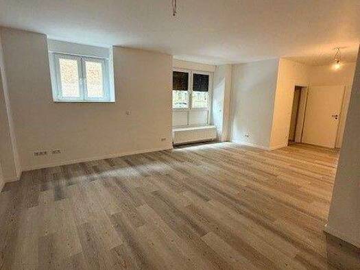 Wohnung zur Miete 950 € 2 Zimmer 90 m² EG frei ab sofort Neckarstadt Mannheim 68169