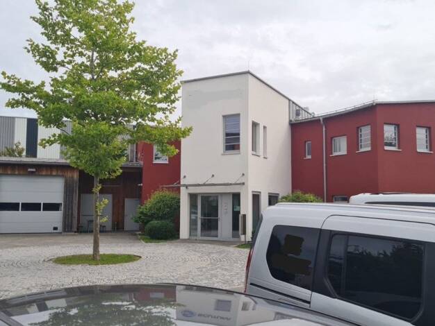 Bürogebäude zum Kauf 1.950.000 € 604 m² Bürofläche Dachau Dachau 85221