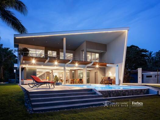 Einfamilienhaus zum Kauf 2.167.787 € 620 m² 2.600 m² Grundstück Esterillos Este Esterillos Este