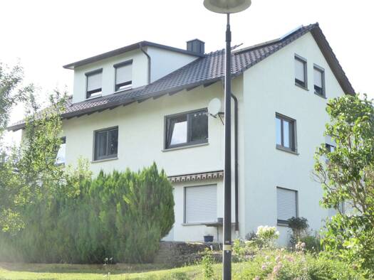 Wohnung zur Miete 800 € 4 Zimmer 111 m² frei ab sofort Gamburg Werbach 97956