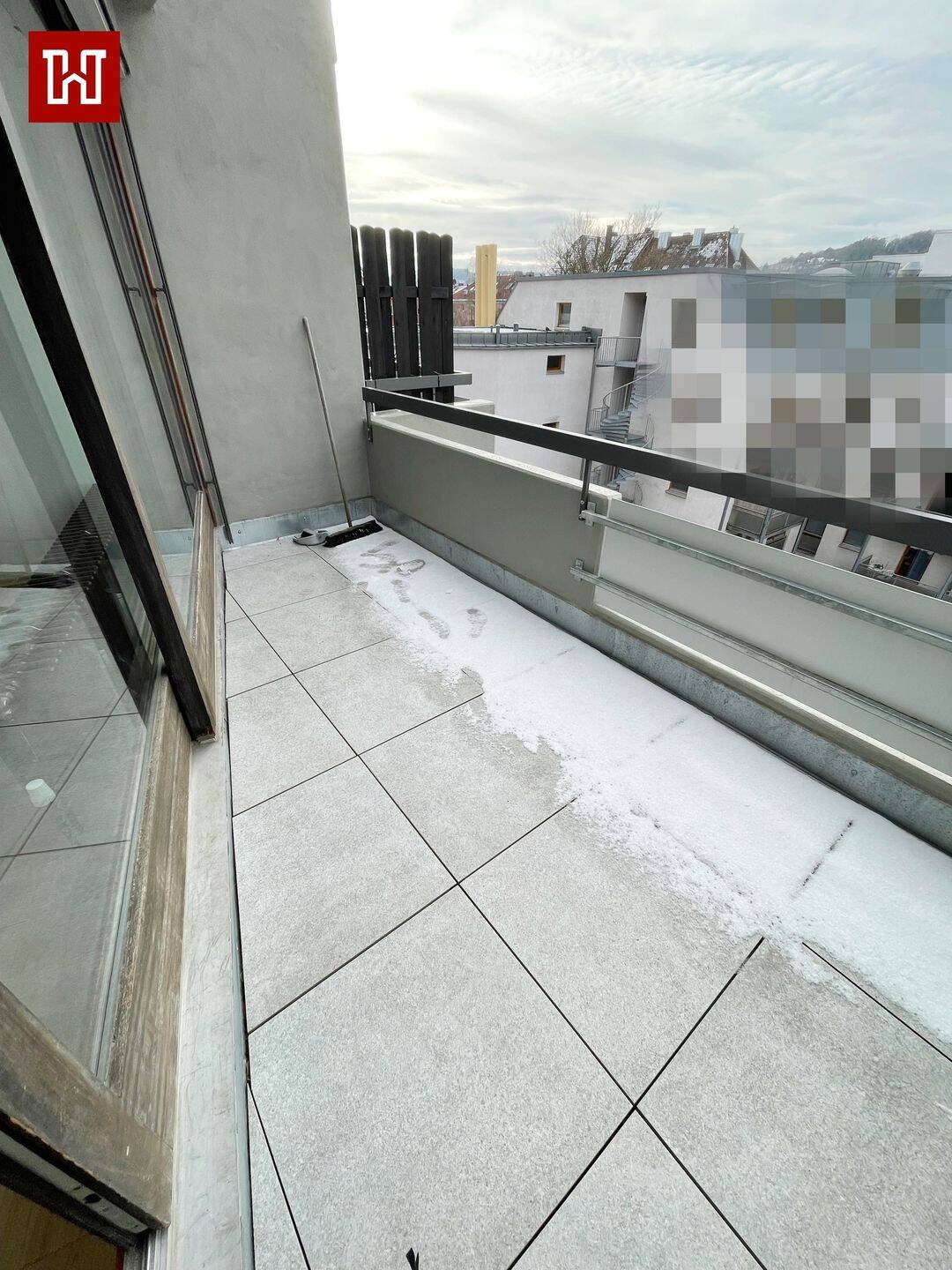 1 Zimmerwohnung mit sonnigem Balkon in Uni-Nähe ! – Würzburg – Bild 1 von 4