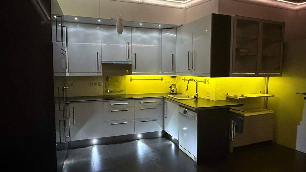 Reihenmittelhaus zum Kauf 98.000 € 3,5 Zimmer 95 m² 277 m² Grundstück Nebra Nebra (Unstrut) 06642