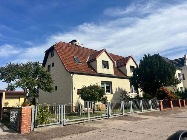 Doppelhaushälfte zum Kauf 4 Zimmer 142 m² 514 m² Grundstück Rathenow 14712