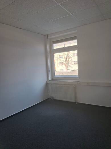 Bürofläche zur Miete 390 € 4 Zimmer 111 m² Bürofläche Friedrich-List-Straße 6 Falkenberg Falkenberg/Elster 04895