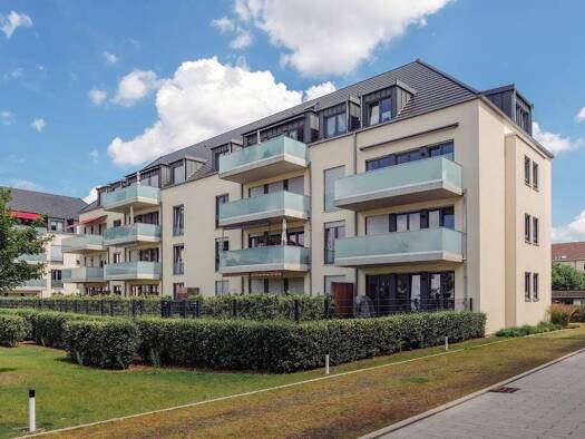 Wohnung zur Miete 1.000 € 3 Zimmer 102 m² Geschoss 1/3 frei ab sofort Innenstadt Wolfsburg 38440