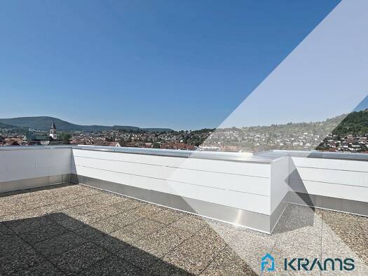 Wohnung zur Miete 1.300 € 3,5 Zimmer 105 m² frei ab sofort Pfullingen 72793