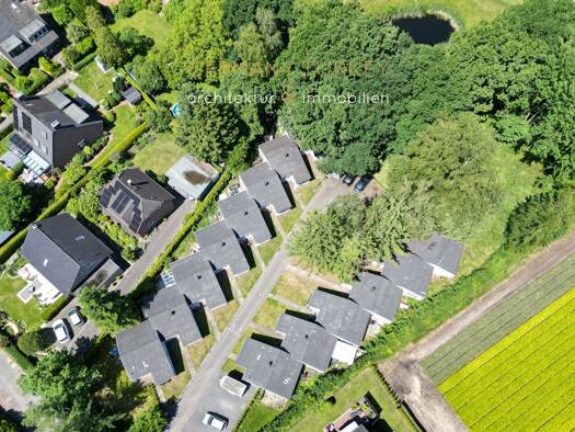 Bungalow zum Kauf als Kapitalanlage geeignet 13 Zimmer 3.706 m² Grundstück Rellingen 25462