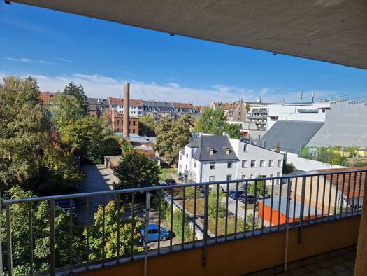 Wohnung zur Miete 650 € 2 Zimmer 46 m² Geschoss 4/5 frei ab 10.02.2026 Südstadt Fürth 90763