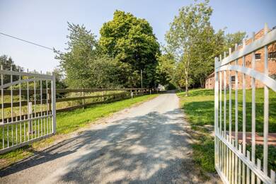 Haus zum Kauf provisionsfrei 2.000.000 € 13 Zimmer 382 m² 20.981 m² Grundstück Silvitz Bergen auf Rügen 18528