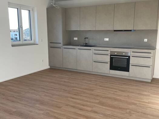 Wohnung zur Miete 950 € 3 Zimmer 72 m² Geschoss 2/3 frei ab 01.12.2025 Neumarkter Straße 29 Freystadt 92342