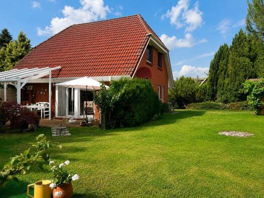 Einfamilienhaus zum Kauf 595.000 € 4 Zimmer 100 m² 758 m² Grundstück frei ab 01.01.2028 An der Ostsee 28 Klein Bollhagen Wittenbeck 18209