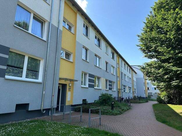 Wohnung zur Miete 733 € 3 Zimmer 72,6 m² 2. Geschoss frei ab 12.12.2025 Fuldaer Wende 21 Leinhausen Hannover 30419