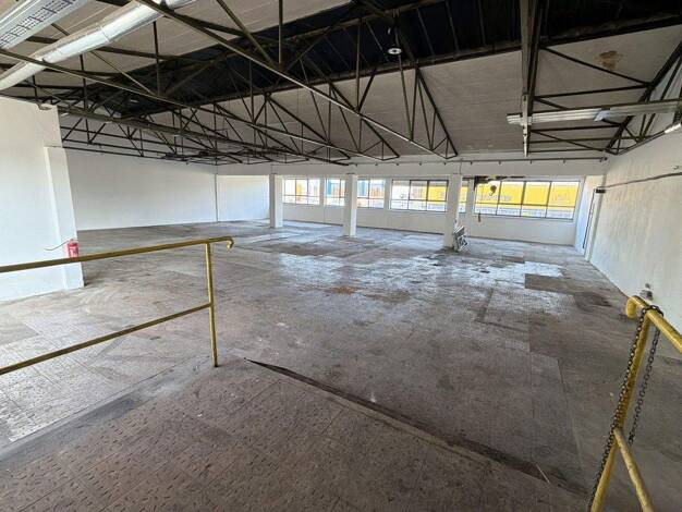 Lagerhalle zur Miete provisionsfrei 2.600 € 460 m² Lagerfläche Posener Straße 35A St. Lorenz Nord Lübeck 23554
