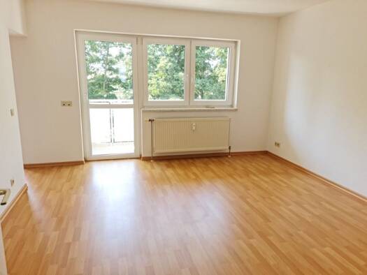 Wohnung zur Miete 314 € 2 Zimmer 62,9 m² 3. Geschoss Roter Graben 35 Waldenburg Waldenburg , Sachs 08396