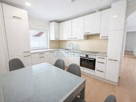 Einfamilienhaus zum Kauf 299.000 € 5 Zimmer 128,5 m² 3.731 m² Grundstück Gloggnitz 2640