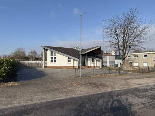 Bürofläche zur Miete 5.500 € 225 m² Bürofläche Henstedt-Ulzburg 24558