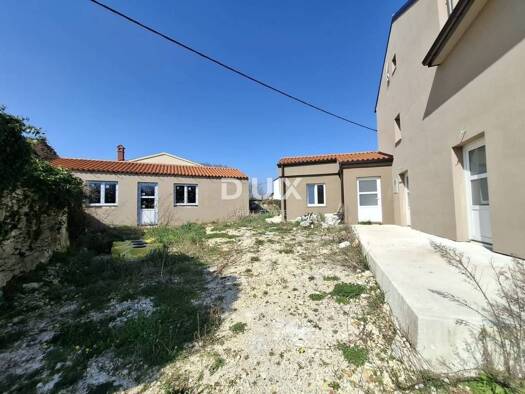Haus zum Kauf 4 Zimmer 185 m² Filipana, Divsici, Orbanici