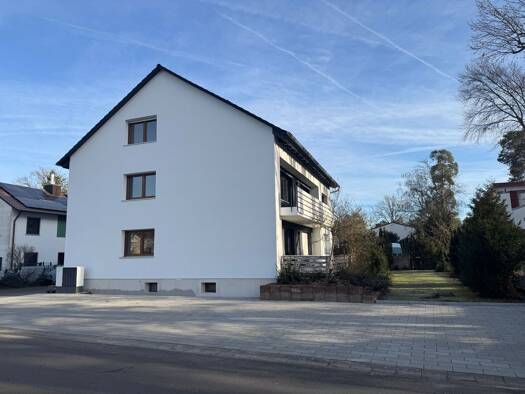 Wohnung zur Miete 1.350 € 3 Zimmer 107 m² Geschoss 2/3 frei ab sofort Schwebheim 97525