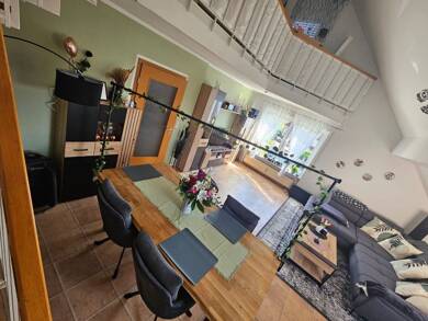 Wohnung zur Miete 660 € 2 Zimmer 66 m² Dachgeschoss, 2. Geschoss Feucht Feucht 90537