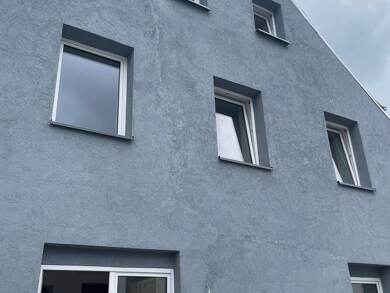 Haus zum Kauf provisionsfrei 425.000 € 8 Zimmer 211 m² Eggenfelden Eggenfelden 84307