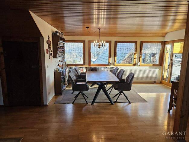 Mehrfamilienhaus zum Kauf 680.000 € 11 Zimmer 283 m² 2.588 m² Grundstück Empfingen 72186