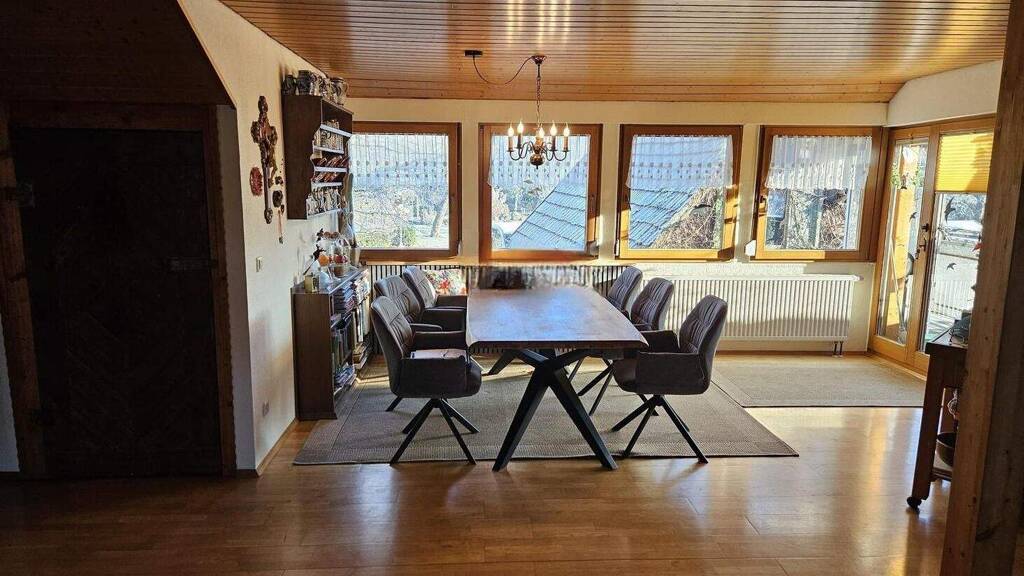 Mehrfamilienhaus zum Kauf 680.000 € 11 Zimmer 283 m² 2.588 m² Grundstück Empfingen 72186