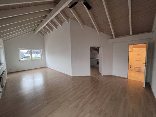 Wohnung zur Miete 710 € 2 Zimmer 65,9 m² 2. Geschoss frei ab sofort Oberpleis Königswinter 53639
