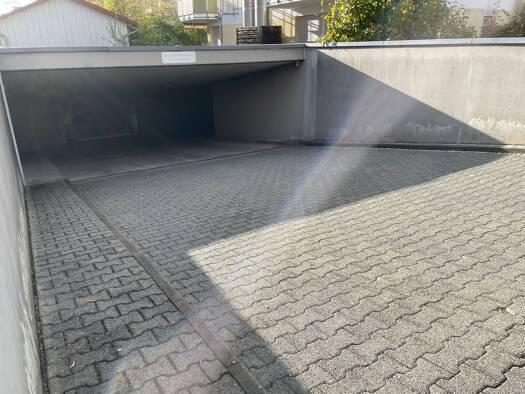 Tiefgarage zur Miete provisionsfrei 65 € 10 m² Lauf Lauf an der Pegnitz 91207