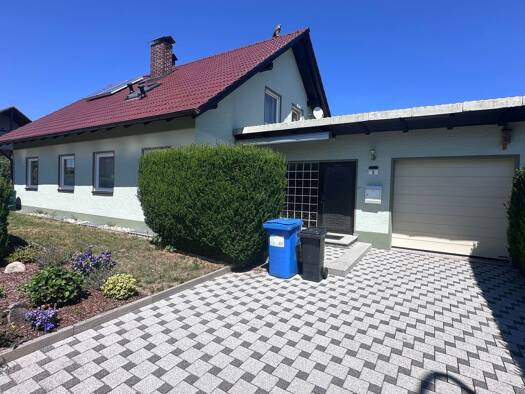 Haus zum Kauf 289.000 € 8 Zimmer 170 m² 958 m² Grundstück frei ab sofort Eulenweg 3 Eslarn Eslarn 92693