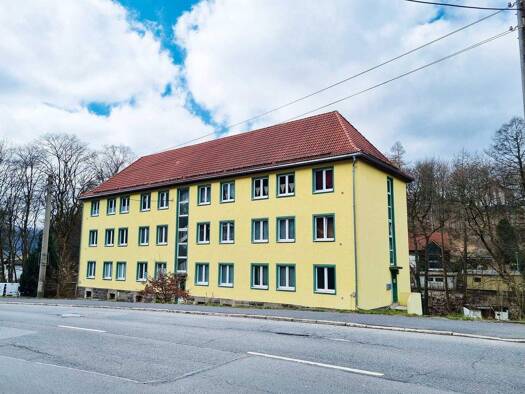 Mehrfamilienhaus zum Kauf als Kapitalanlage geeignet 325.000 € 12 Zimmer 522 m² 2.099 m² Grundstück Heinrich-Ehrhardt-Straße 51 a Zella-Mehlis 98544