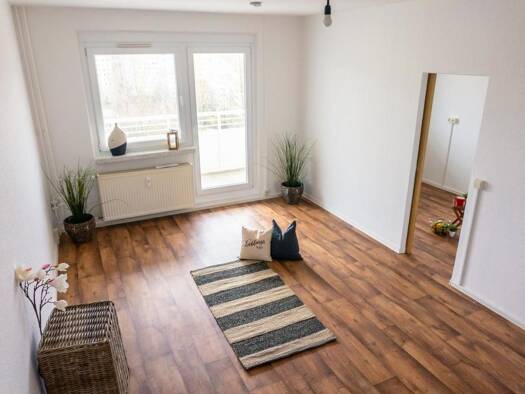 Wohnung zur Miete 352 € 3 Zimmer 70,3 m² 2. Geschoss Arno-Schreiter-Str. 49 Markersdorf Chemnitz 09123