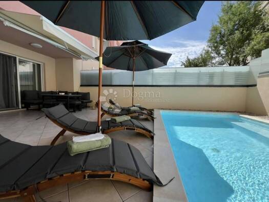 Wohnung zum Kauf 500.000 € 3 Zimmer 74 m² Makarska Makarska