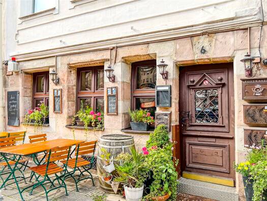 Stadthaus zum Kauf 549.000 € 6 Zimmer 143 m² Lorenz Nürnberg , Mittelfr 90402
