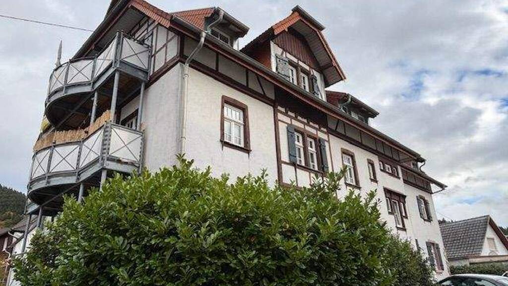 Wohnung zum Kauf 129.000 € 2 Zimmer 61 m² 3. Geschoss Scheuern Gernsbach 76593