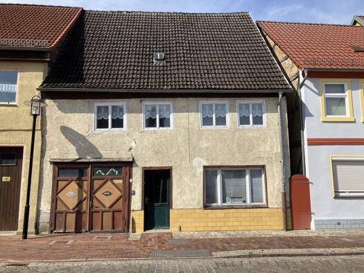 Reihenmittelhaus zum Kauf 50.000 € 5 Zimmer 100 m² 287 m² Grundstück Malchin 17139