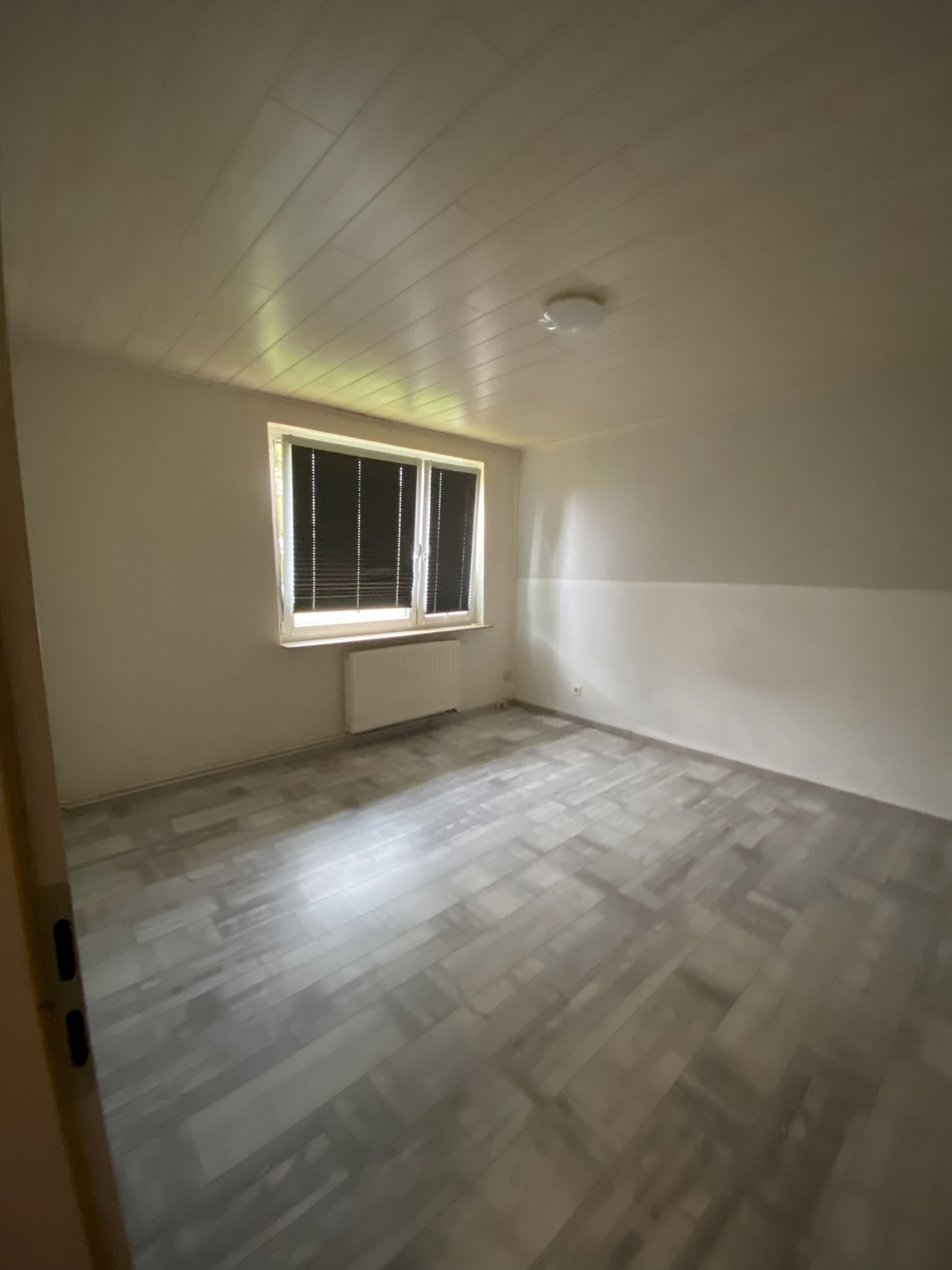 Wohnung zur Miete 535 € 2 Zimmer 50 m²<br/>Wohnfläche EG<br/>Geschoss ab sofort<br/>Verfügbarkeit Ernst-Reuter-Straße 3 Glockberg / Elzweg Helmstedt 38350