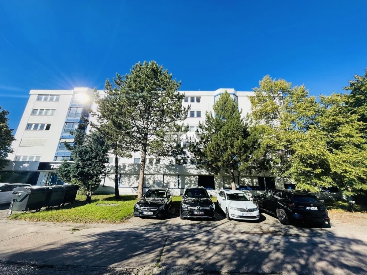 Bürofläche zur Miete 7,50 € 626 m²<br/>Bürofläche ab 626 m²<br/>Teilbarkeit Gispersleben Erfurt 99091