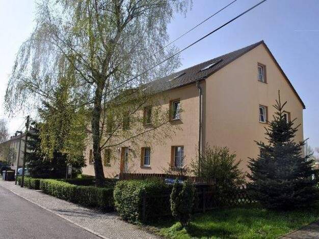 Wohnung zur Miete 760 € 3 Zimmer 100 m² frei ab 01.06.2026 Pfalzstraße 14 Schkopau 06258