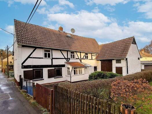 Einfamilienhaus zur Versteigerung 5.000 € 115 m² 290 m² Grundstück Brückenstraße 2 Langenleuba-Niederhain 04618