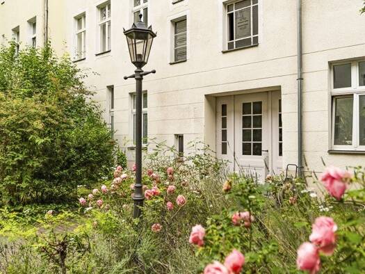 Gewerbeobjekt zum Kauf als Kapitalanlage geeignet 2.589.000 € 1.295,4 m² 873 m² Grundstück Lichterfelde Steglitz-Zehlendorf 12203
