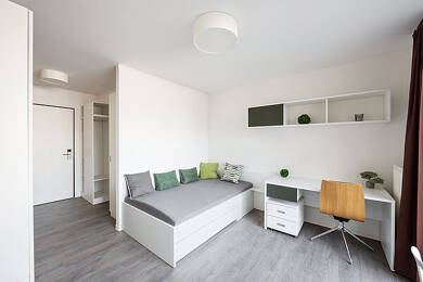 Wohnung zur Miete 459 € 1 Zimmer 23,4 m² Geschoss 1/3 frei ab 01.08.2025 Südbahnhof / John-F.-Kennedy-Siedlung Heilbronn 74074