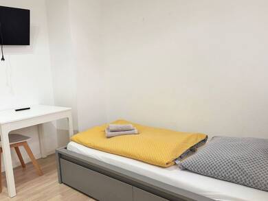 Wohnung zur Miete Wohnen auf Zeit 1.270 € 2 Zimmer 43 m² frei ab sofort Gablenberger Hauptstraße 0 Ost Stuttgart Gablenberg 70186