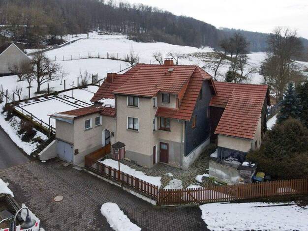 Einfamilienhaus zum Kauf 109.000 € 4 Zimmer 135 m² 347 m² Grundstück Dermbach 36466