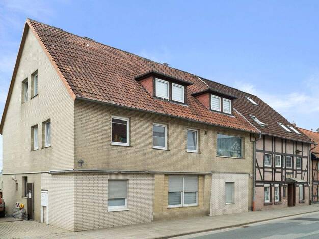 Mehrfamilienhaus zum Kauf als Kapitalanlage geeignet 599.000 € 1.090 m² Grundstück Velpke 38458